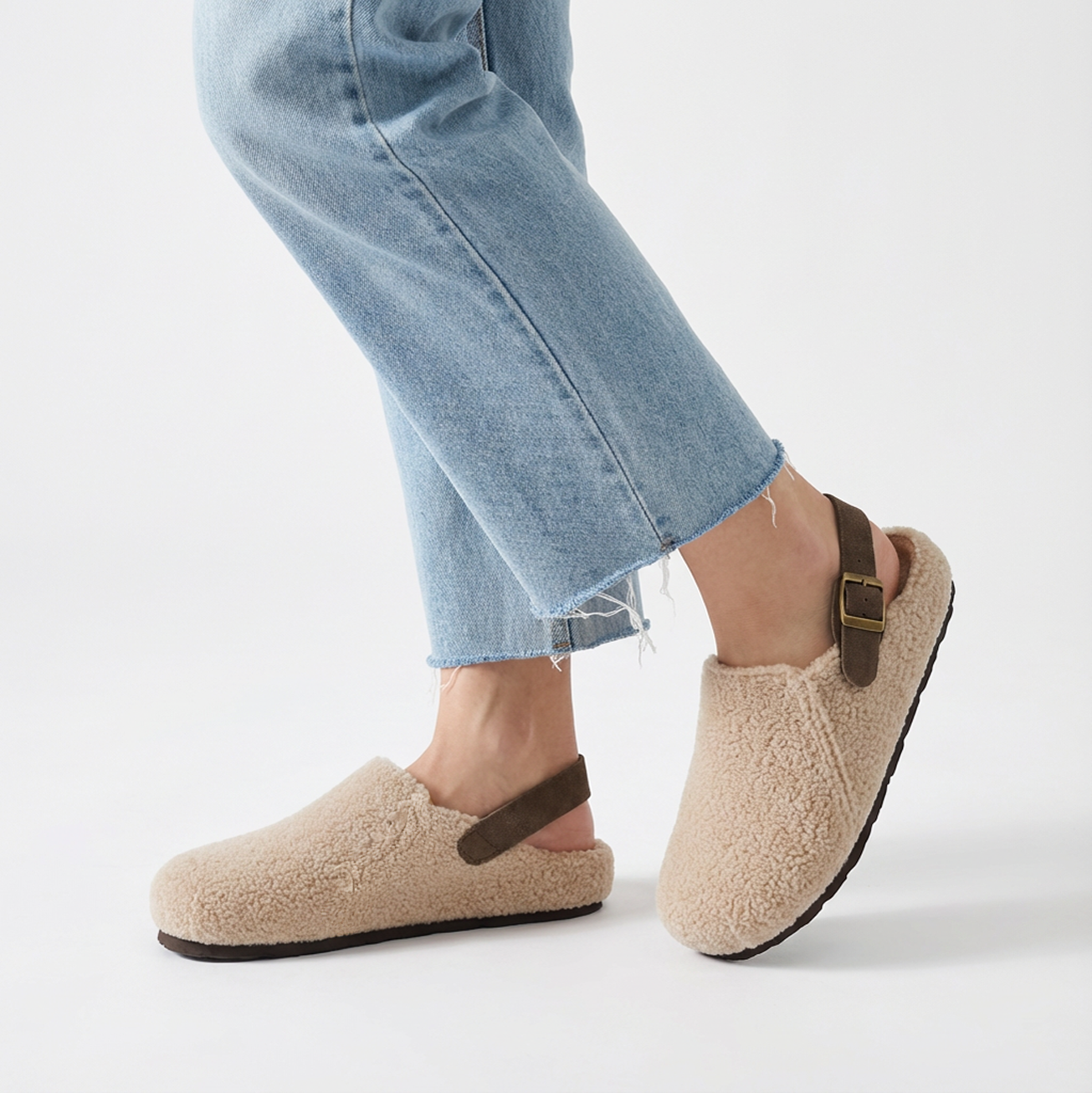 Women's Teddy Slippers - Adjustable Strap